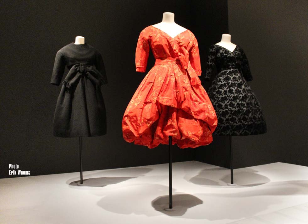 Yves Saint Laurents - Perfection of Style Yves Saint Laurents Exhibit - Perfection of Style 2017